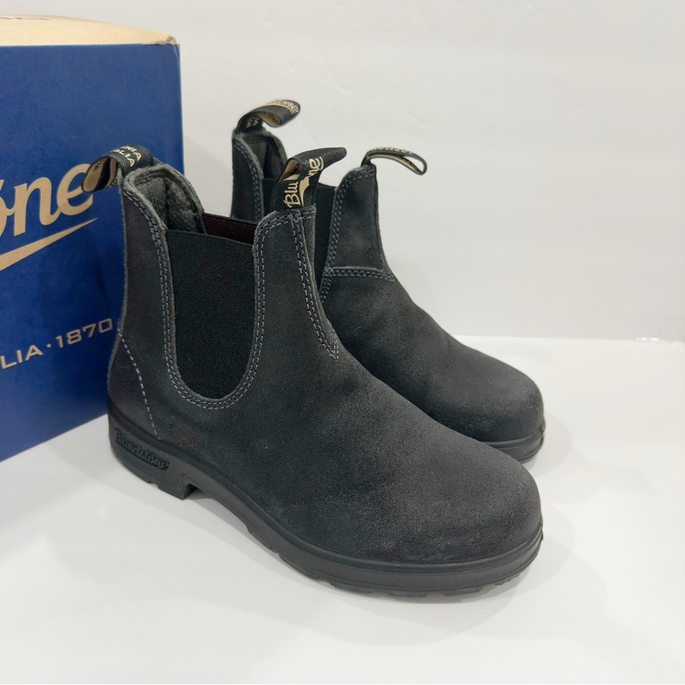Blundstone 1910 Suede Leather Chelsea Ankle Boots Women’s